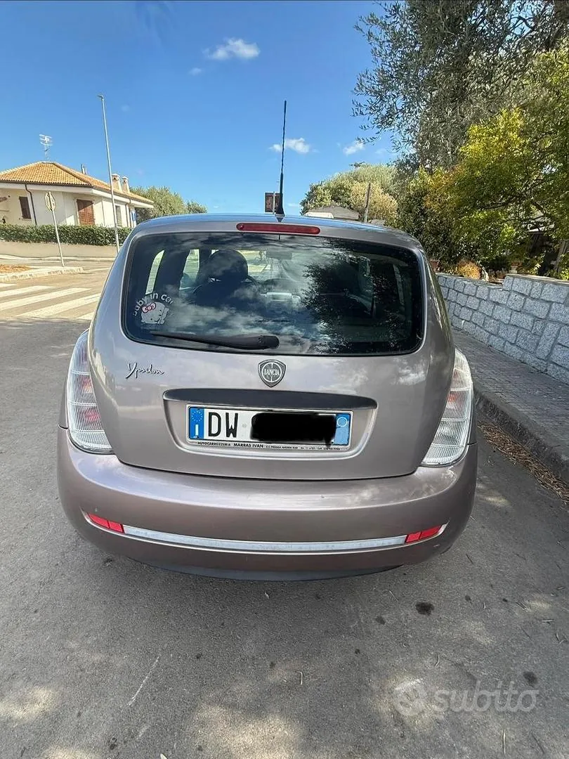 Lancia Ypsilon 2009 photo 2