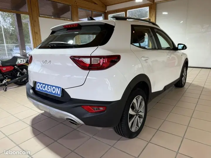 Kia Stonic 2024 photo 5