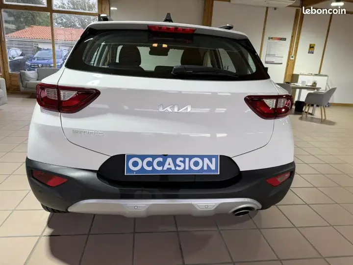 Kia Stonic 2024 photo 4
