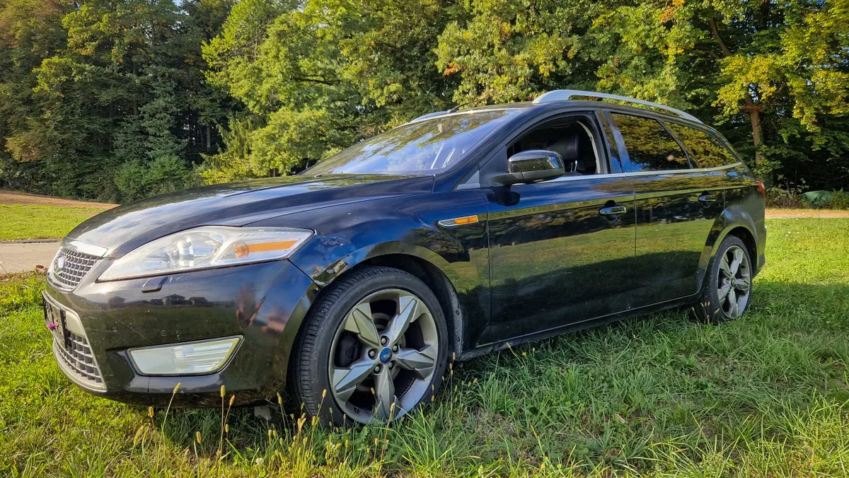 Ford Mondeo 2010 photo 2