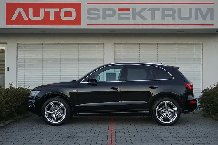 Audi Q5 2015 photo 2
