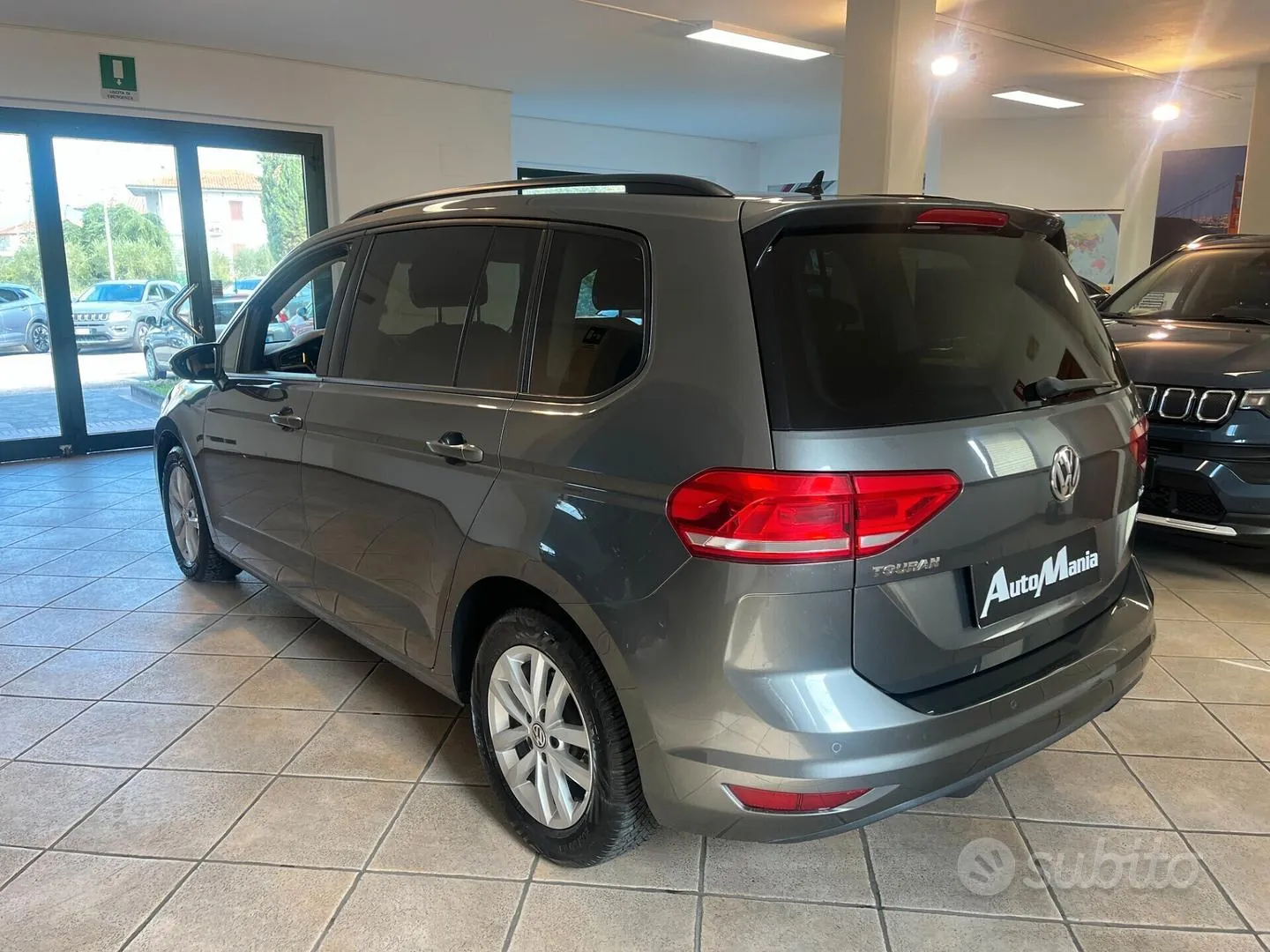 Volkswagen Touran 2017 photo 5