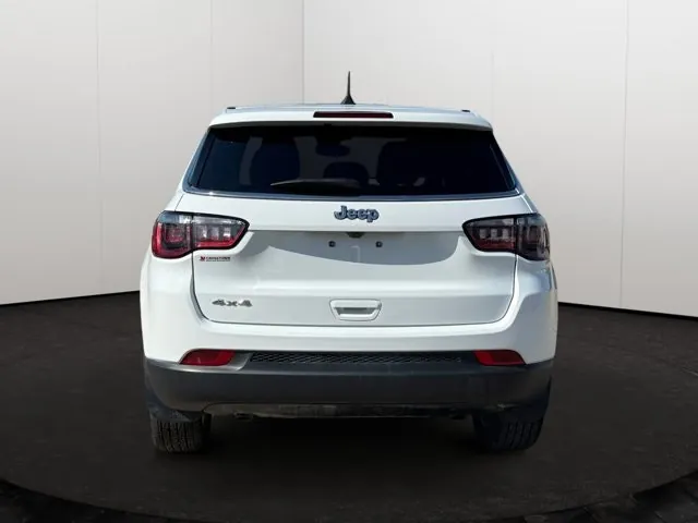 Jeep Compass 2025 photo 5