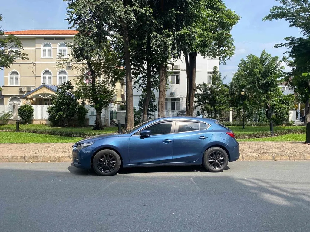 Mazda 3 2017 photo 4