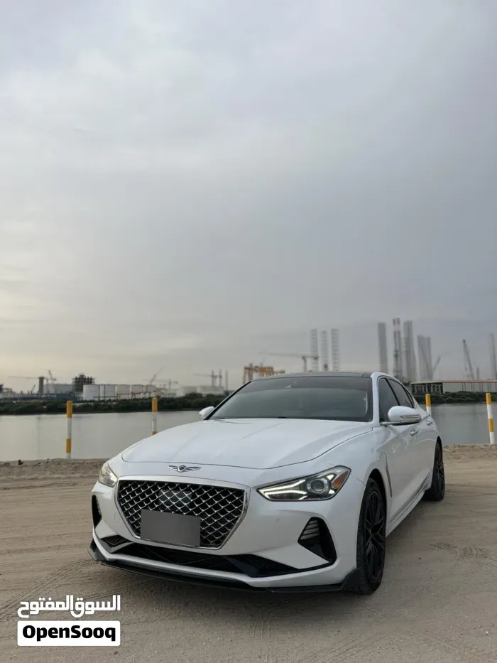 Genesis G70 2019 photo 2