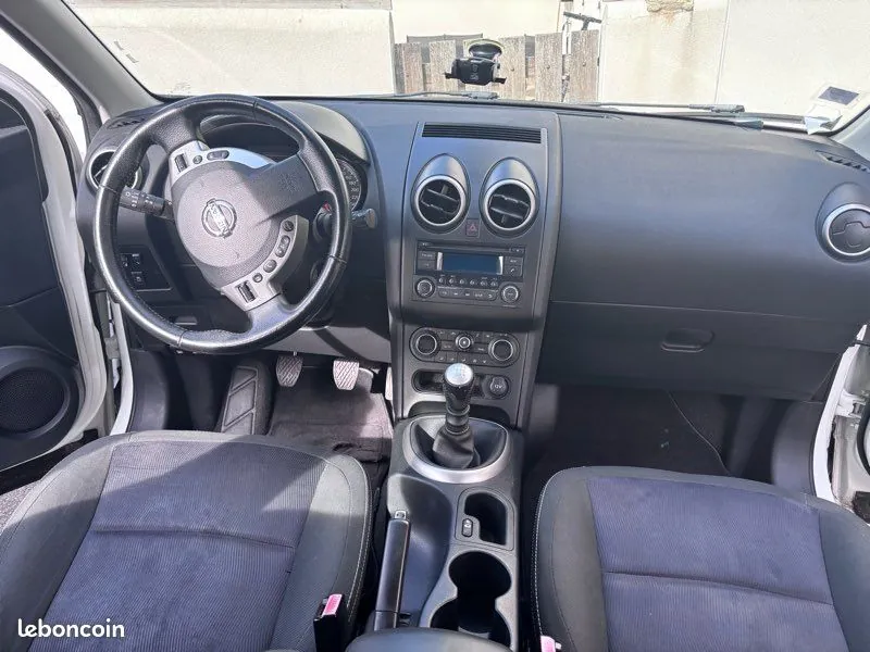 Nissan Qashqai 2012 photo 3