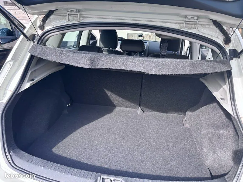 Nissan Qashqai 2012 photo 5