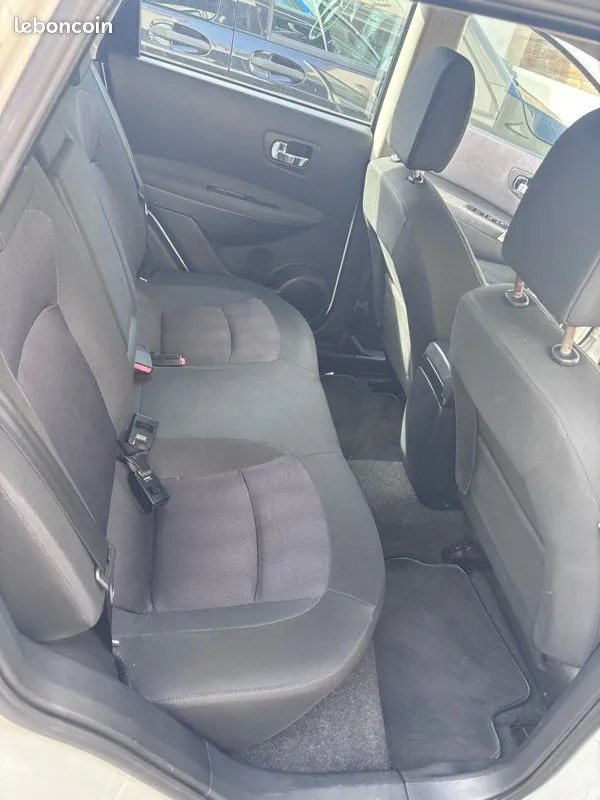 Nissan Qashqai 2012 photo 4