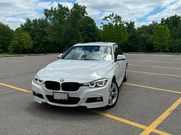 BMW 330I