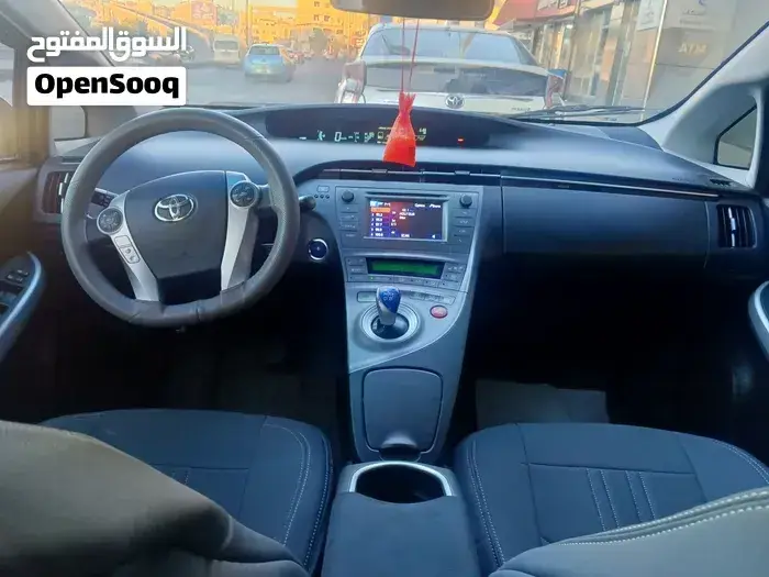 Toyota Prius 2012 photo 5