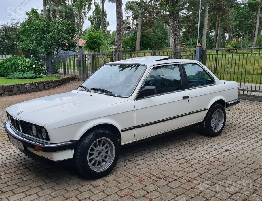 BMW 320I 1986 photo 3