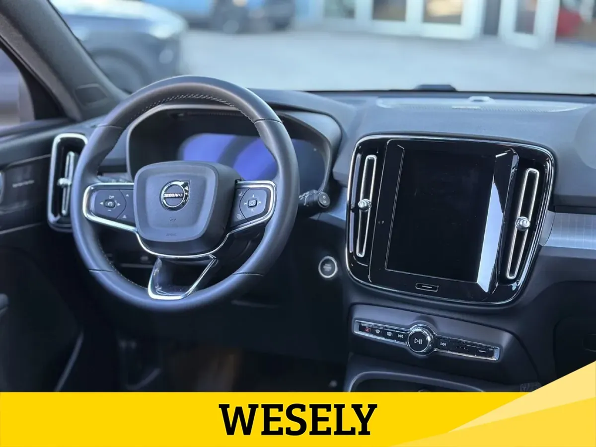 Volvo Xc40 2025 photo 3
