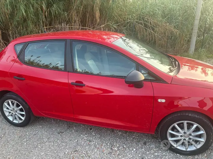 Seat Ibiza 2014 photo 5