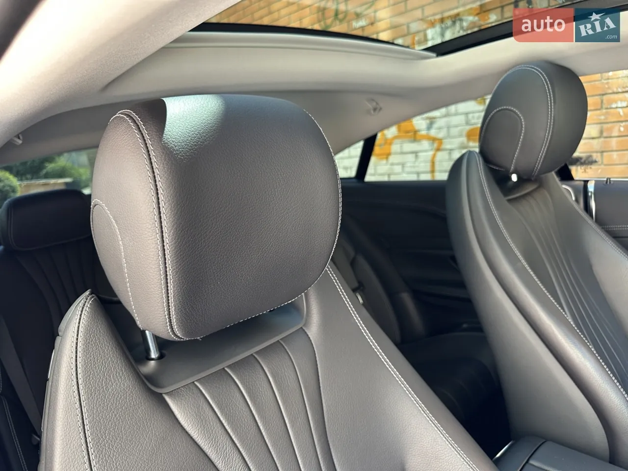 Mercedes-Benz E-Class 2022 photo 4