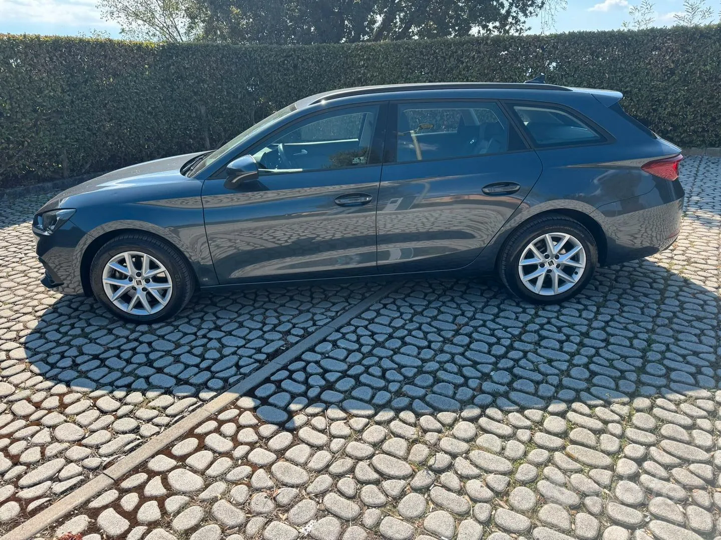 Seat Leon 2024 photo 3