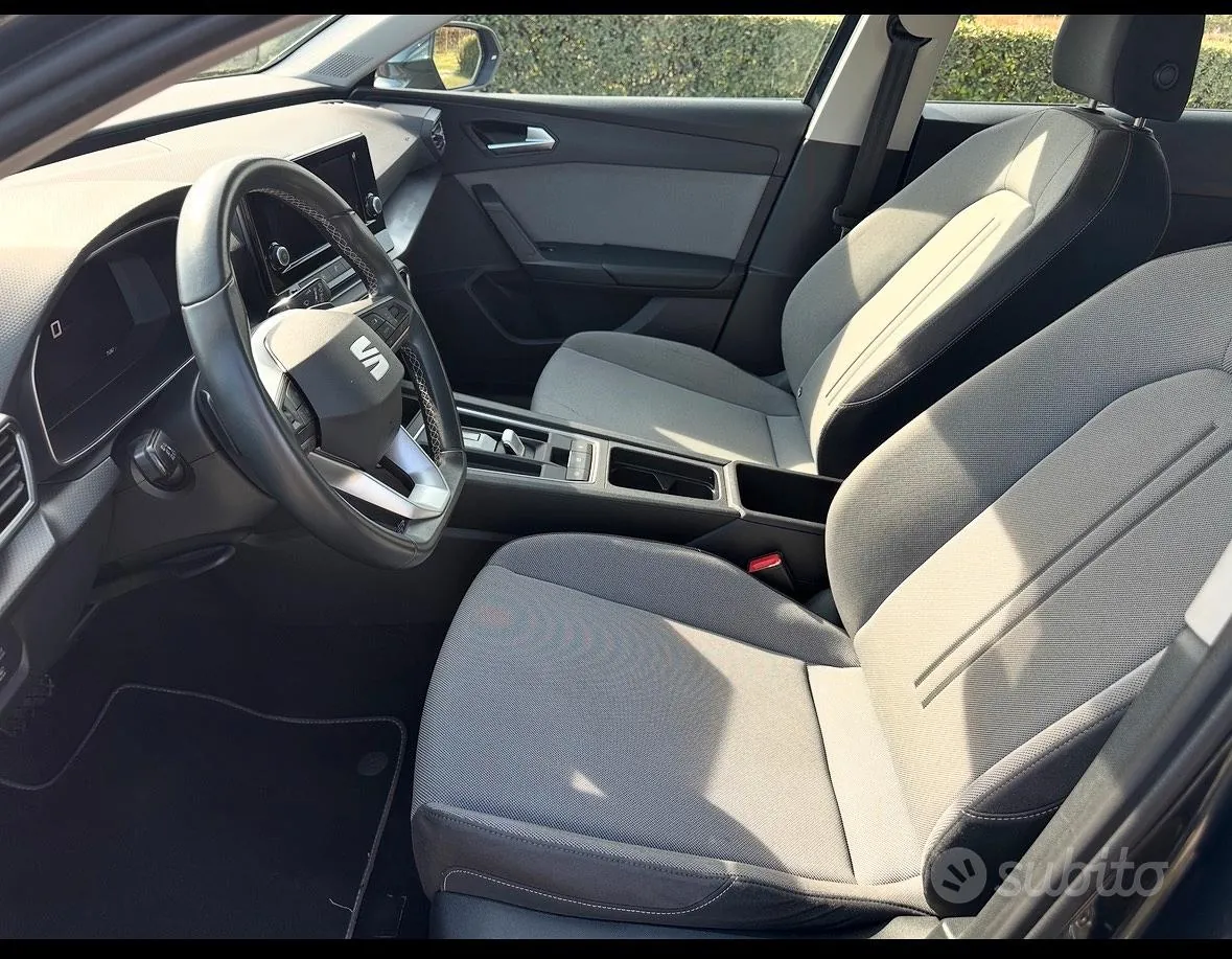 Seat Leon 2024 photo 5