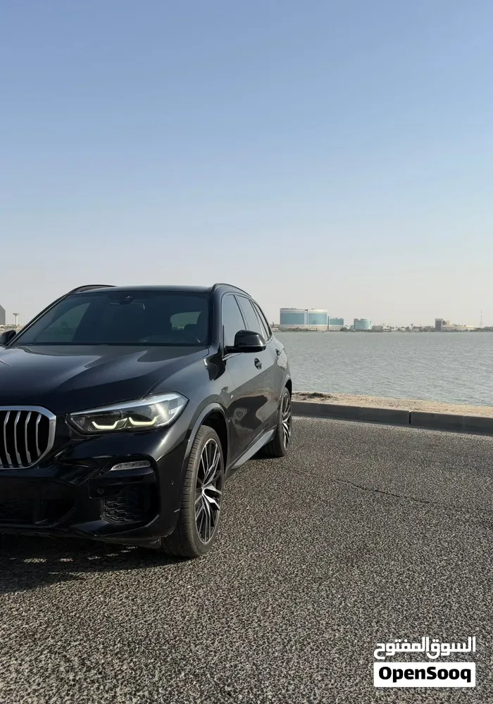 BMW X5 M50I