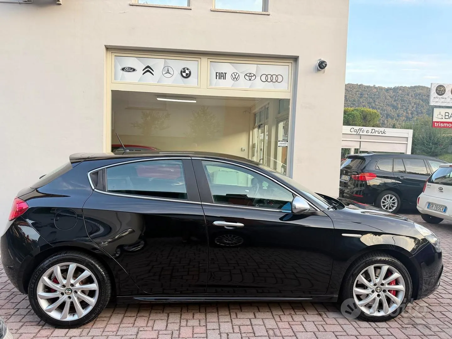 Alfa Romeo Giulietta 2012 photo 3