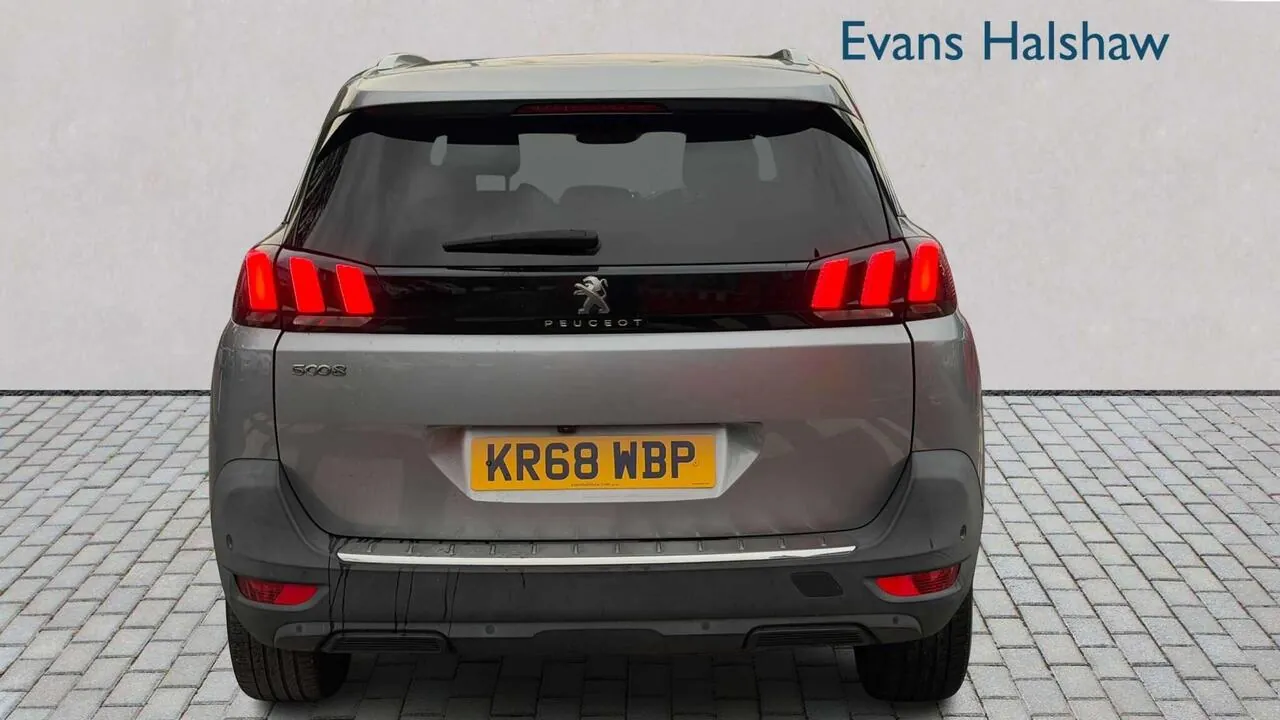Peugeot 5008 2018 photo 3