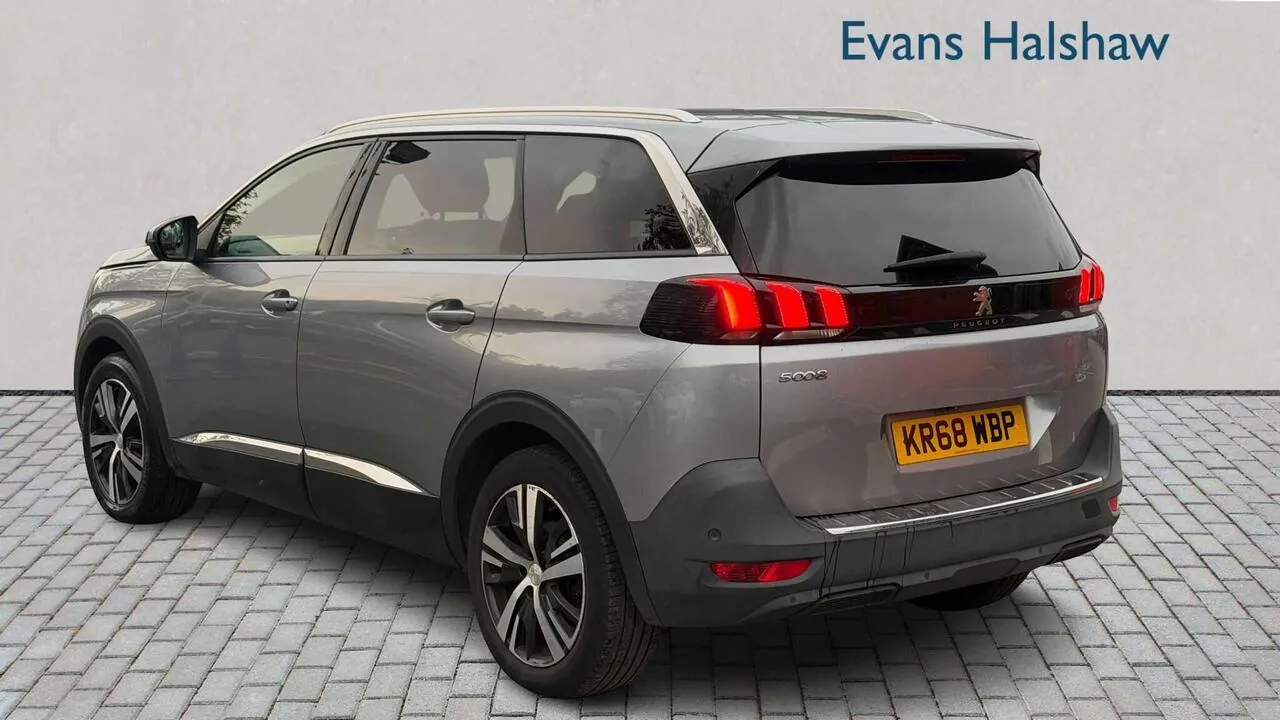 Peugeot 5008 2018 photo 5