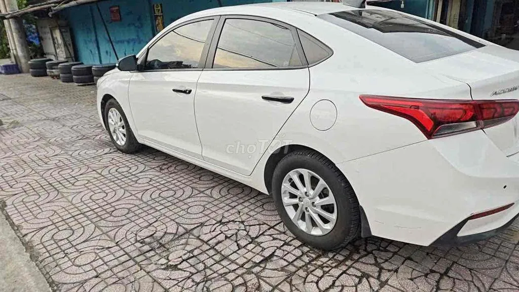 Hyundai Accent 2019 photo 4