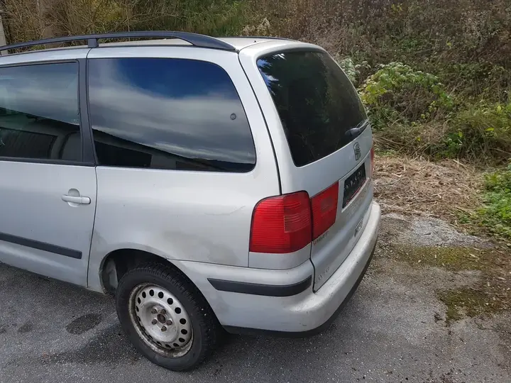 Seat Alhambra 2003 photo 3