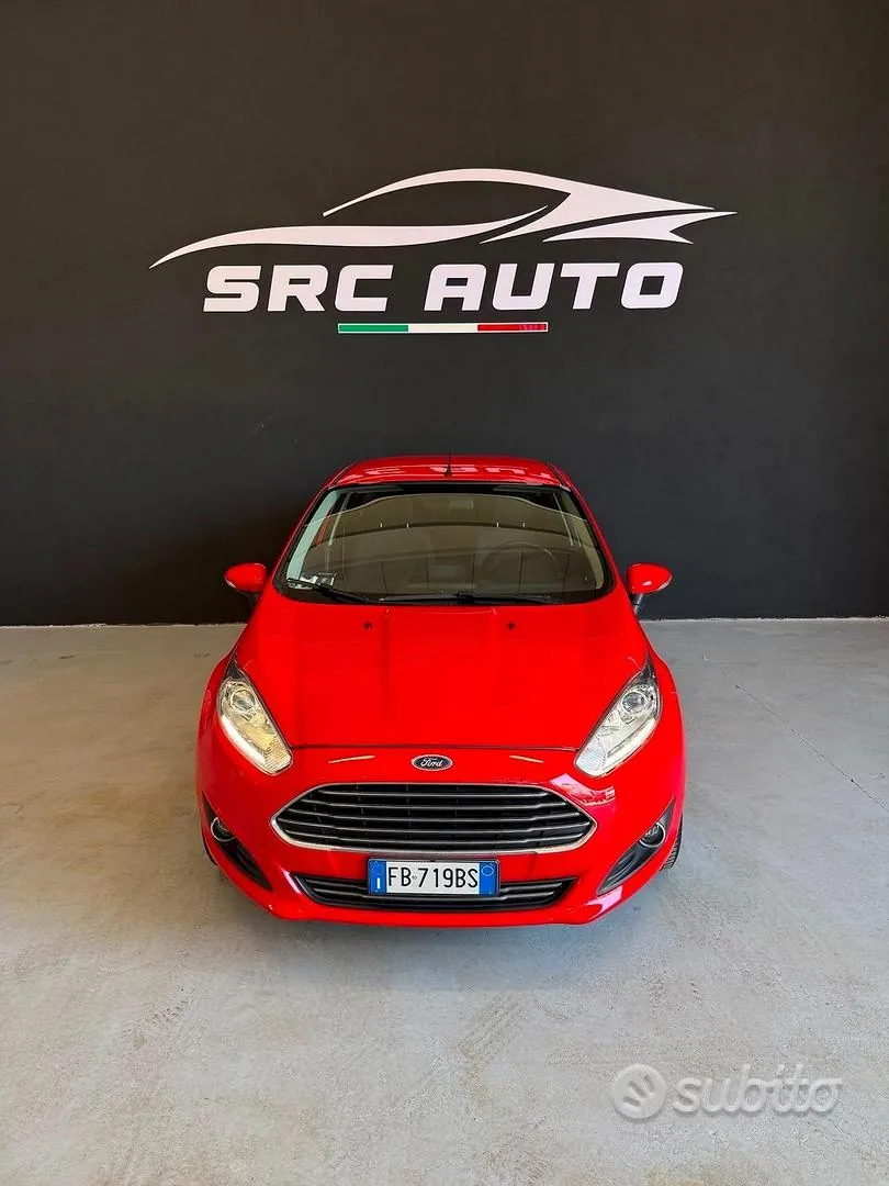 Ford Fiesta 2015 photo 2
