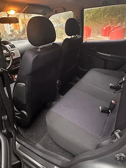 Suzuki Ignis 2006 photo 3