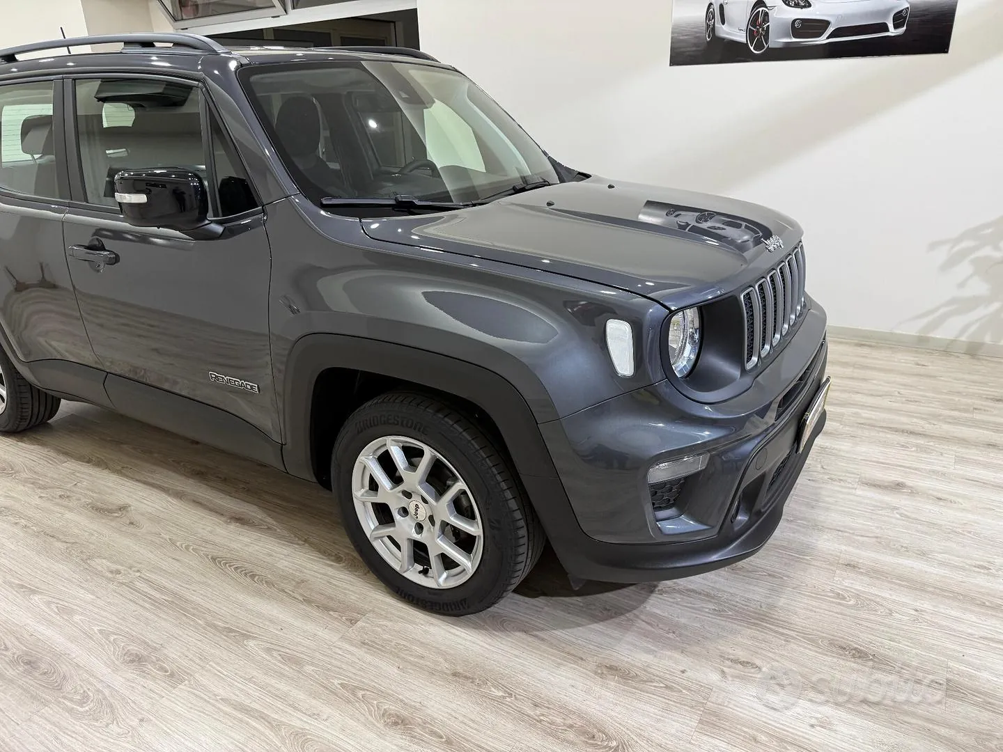 Jeep Renegade 2024 photo 2