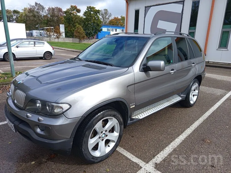 BMW X5 2004 photo 2