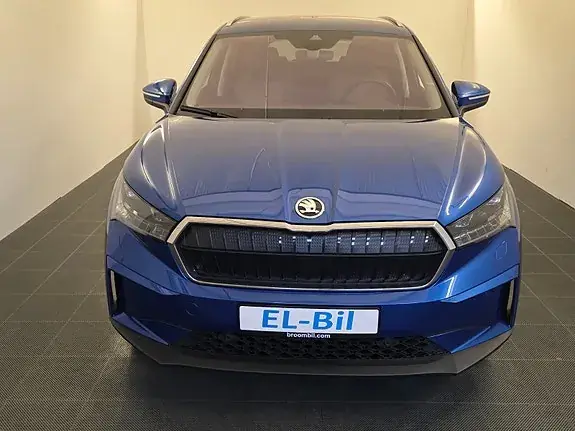 Skoda Enyaq 2023 photo 2