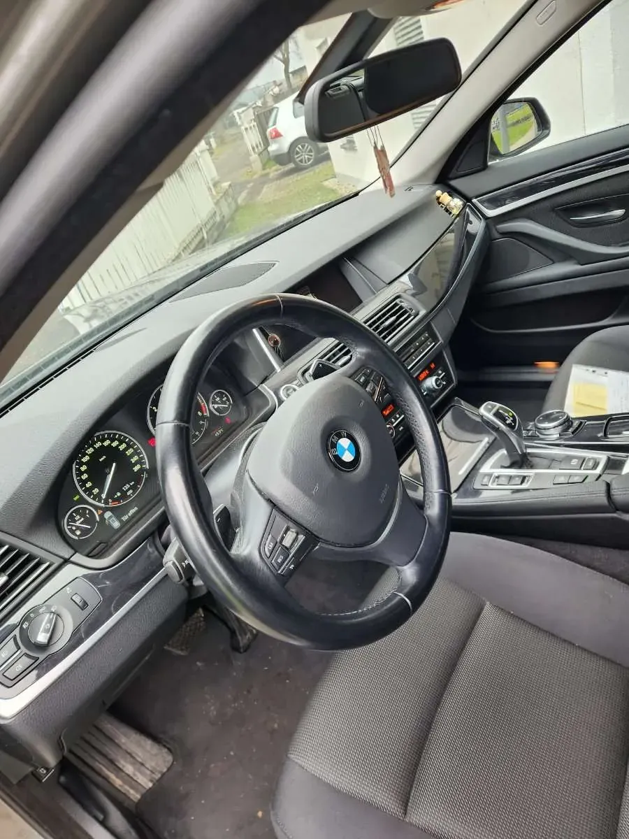 BMW 5 Series 2014 photo 2