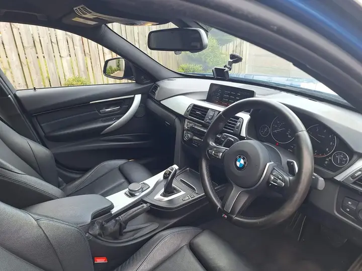 BMW 3 Series 2017 photo 4