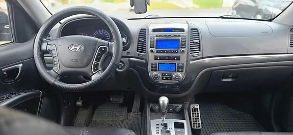 Hyundai Santa Fe 2012 photo 3