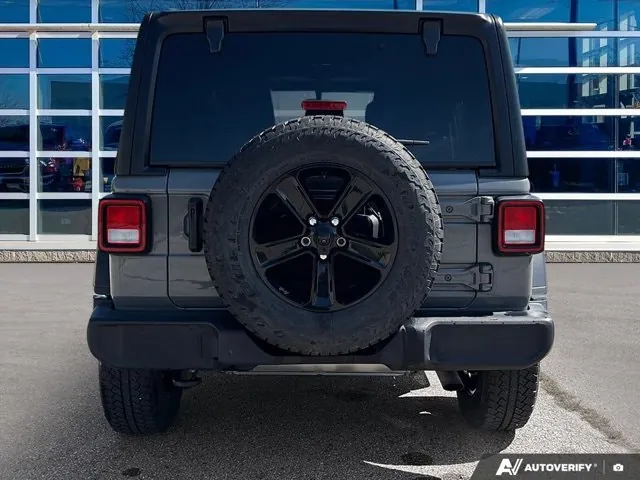 Jeep Wrangler 2023 photo 5