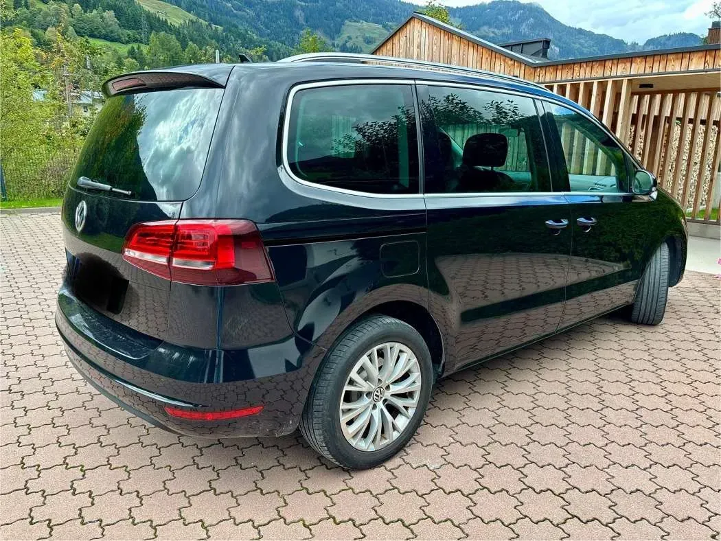 Volkswagen Sharan 2017 photo 2