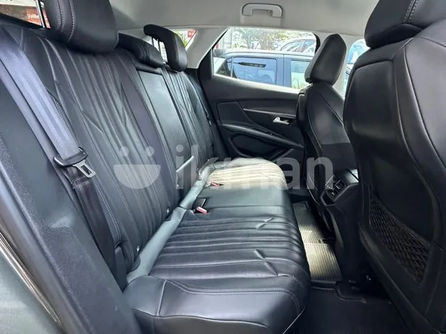 Peugeot 3008 2018 photo 4