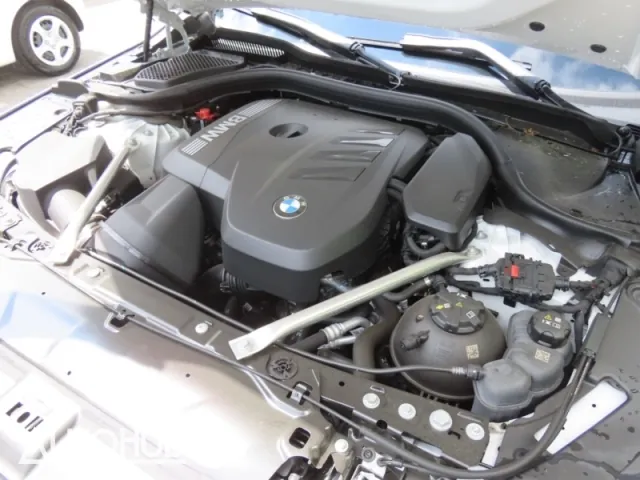 BMW 3 Series 2025 photo 5