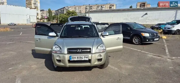 Hyundai Tucson 2007 photo 4