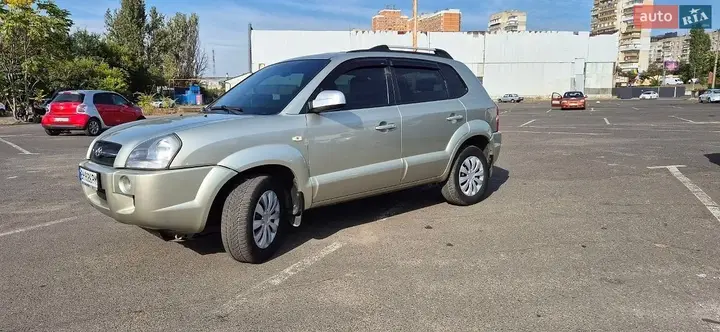 Hyundai Tucson 2007 photo 2