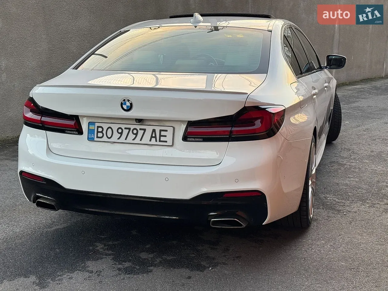 BMW 5 Series 2018 photo 4