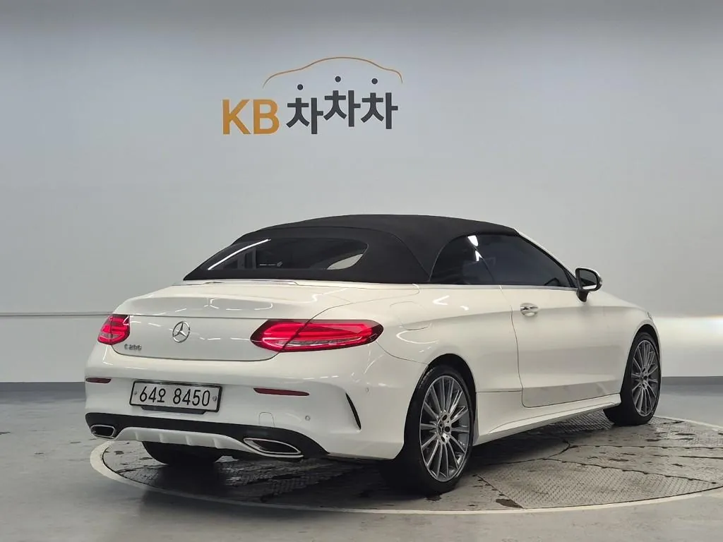 Mercedes-Benz C-Class 2017 photo 3