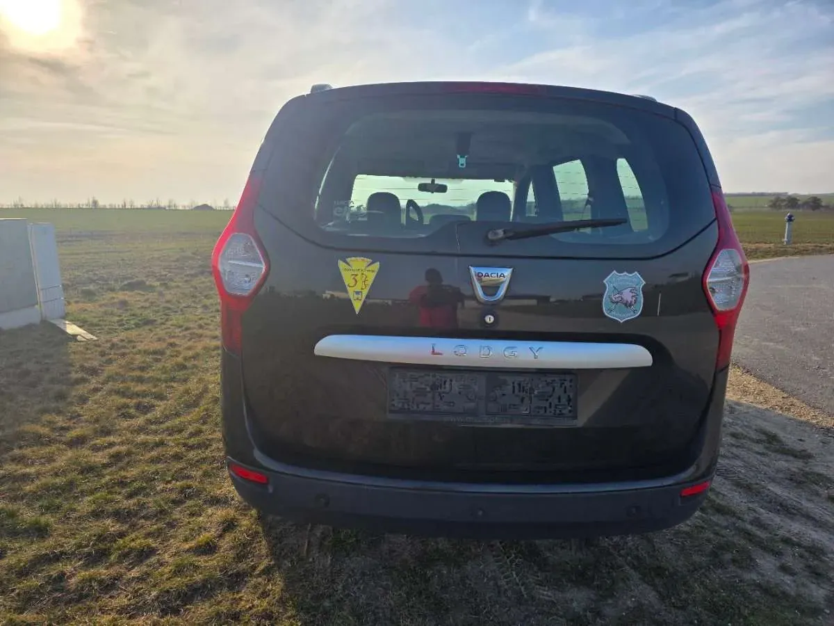 Dacia Lodgy 2014 photo 3