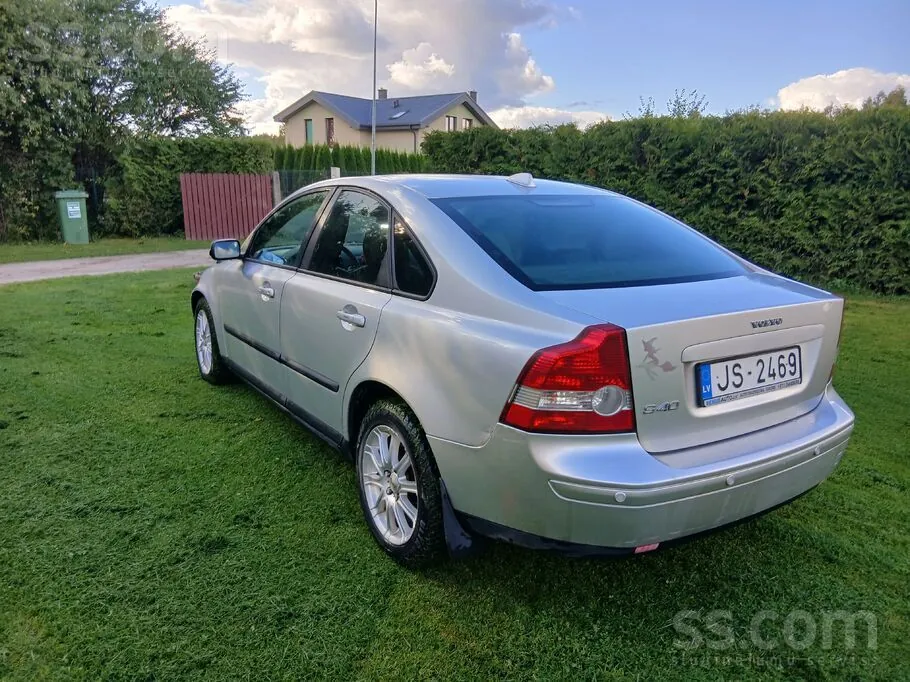 Volvo S40 2005 photo 4