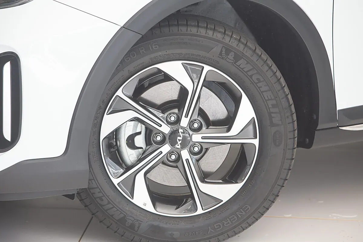 Kia Xceed photo 2