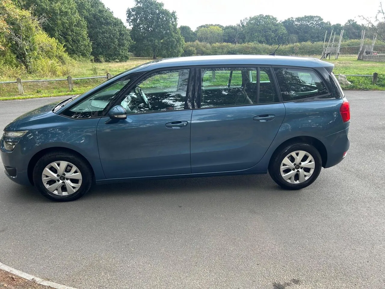 Citroen Grand C4 Picasso 2015 photo 5