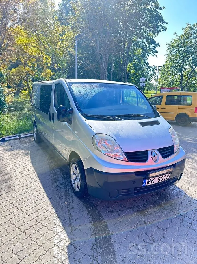 Renault Trafic 2007 photo 2