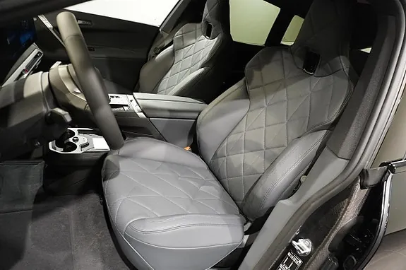 BMW Ix 2026 photo 4