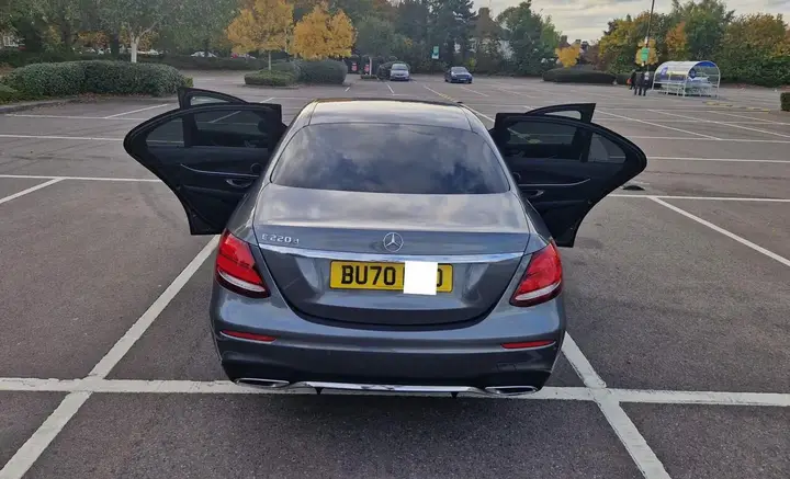 Mercedes-Benz E-Class 2020 photo 2