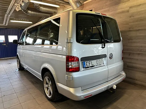 Volkswagen Caravelle 2010 photo 3